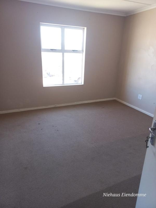 To Let 2 Bedroom Property for Rent in Guldenland Western Cape